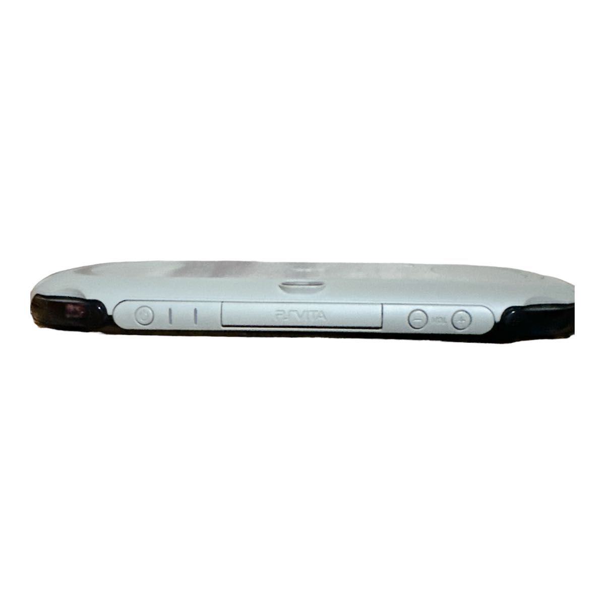 PlayStation Vita (PCH-2000シリーズ) Wi-Fiモデル カーキ PlayStation Vita (PCH-2000シリーズ) Wi-Fiモデル カーキ