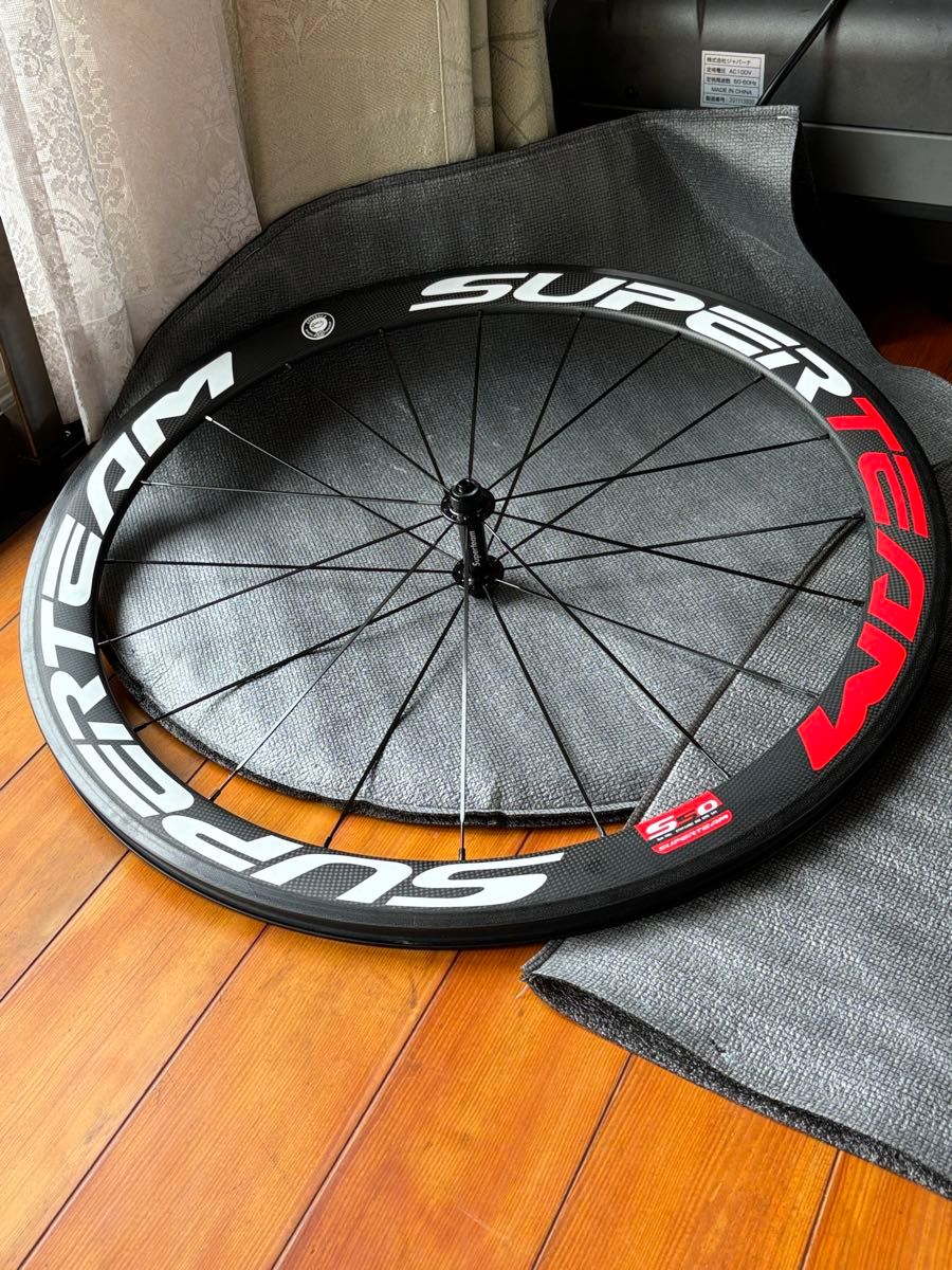 Super team スーパーチーム カーボンホイール 700c 50mmハイト Super team スーパーチーム カーボンホイール 700c 50mmハイト