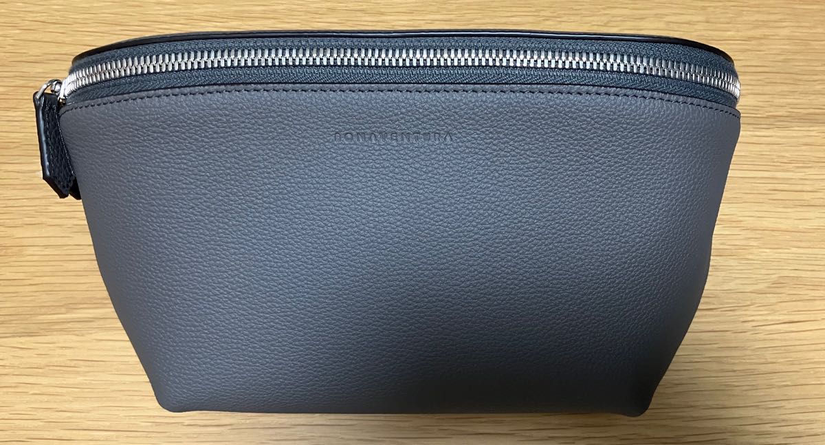 新品 bonaventura ボナベンチュラ リアム クロスボディバッグ 新品 bonaventura ボナベンチュラ リアム クロスボディバッグ