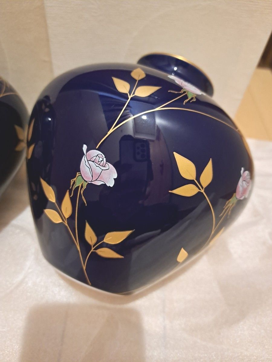 香蘭社 花瓶 花入 有田焼 陶器 金彩 フラワーベース 花器 対 2つ 香蘭社 花瓶 花入 有田焼 陶器 金彩 フラワーベース 花器 対 2つ