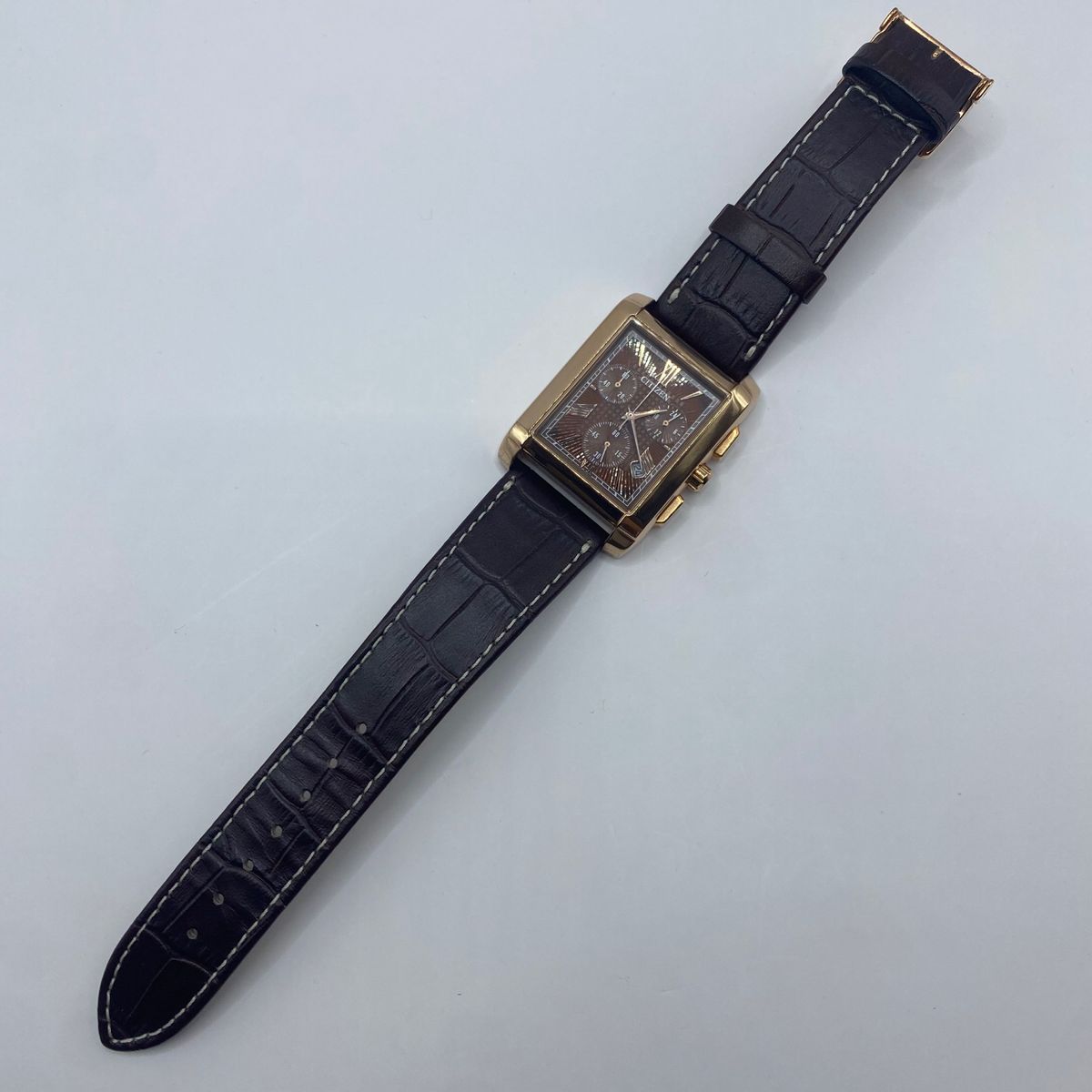未使用】CITIZEN シチズン エコドライブ スクエア クロノグラフ 未使用】CITIZEN シチズン エコドライブ スクエア クロノグラフ