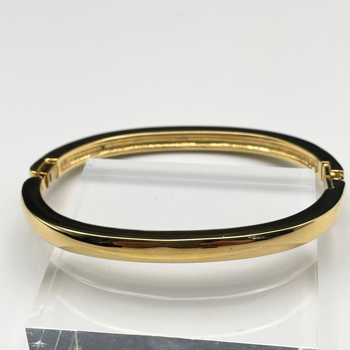 SWAROVSKI スワロフスキー Channel Set バングル ゴールド SWAROVSKI スワロフスキー Channel Set バングル ゴールド