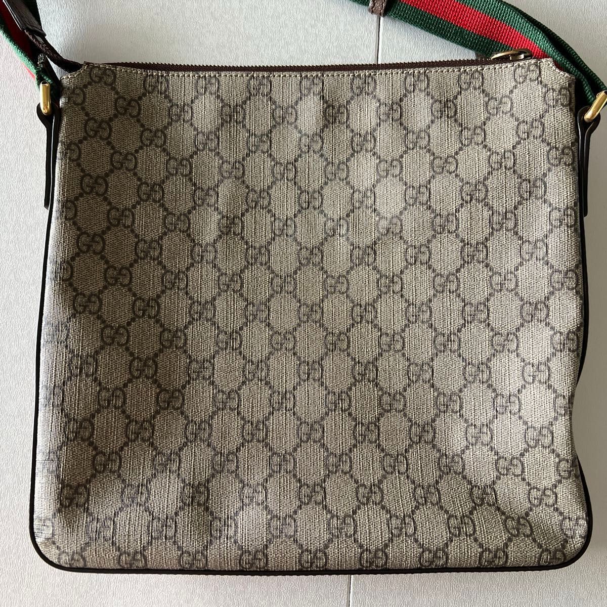 GUCCI グッチ GGスプリーム 406408 ショルダーバッグ 虎 GUCCI グッチ GGスプリーム 406408 ショルダーバッグ 虎