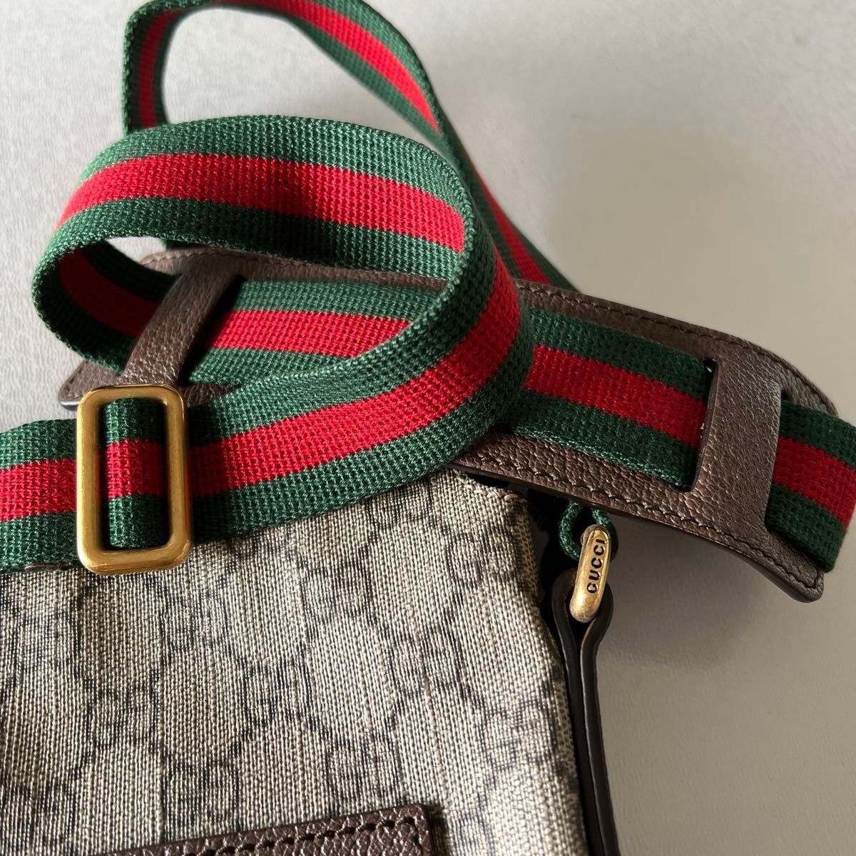 GUCCI グッチ GGスプリーム 406408 ショルダーバッグ 虎 GUCCI グッチ GGスプリーム 406408 ショルダーバッグ 虎