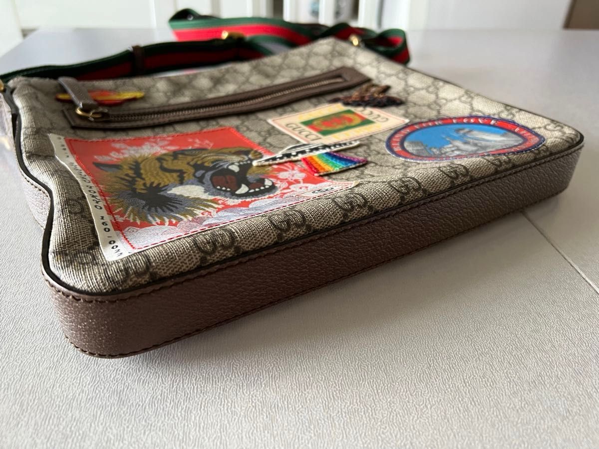 GUCCI グッチ GGスプリーム 406408 ショルダーバッグ 虎 GUCCI グッチ GGスプリーム 406408 ショルダーバッグ 虎