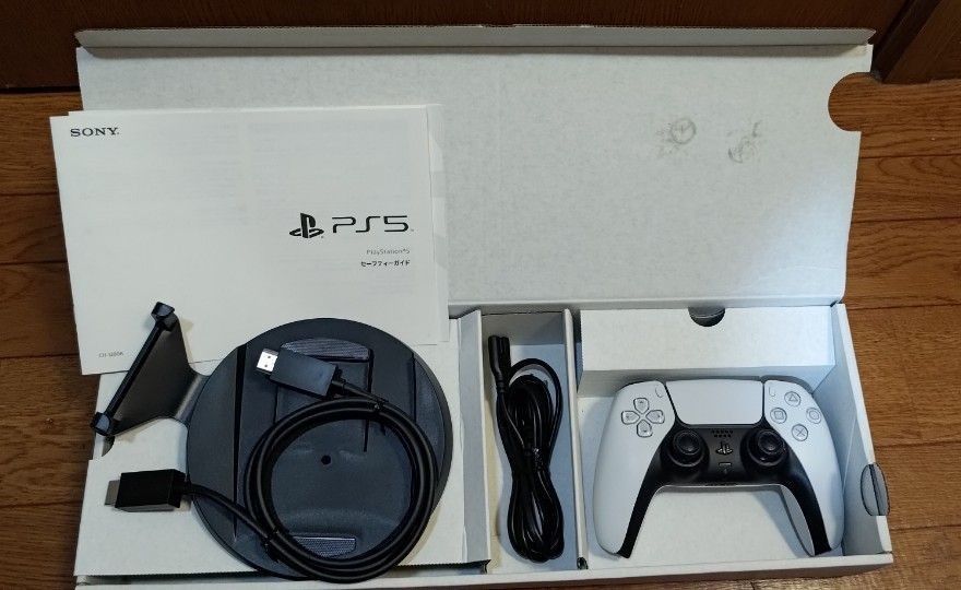 SONY PlayStation5 CFI-1000A01 本体【付属品完備】|Yahoo SONY PlayStation5 CFI-1000A01 本体【付属品完備】|Yahoo