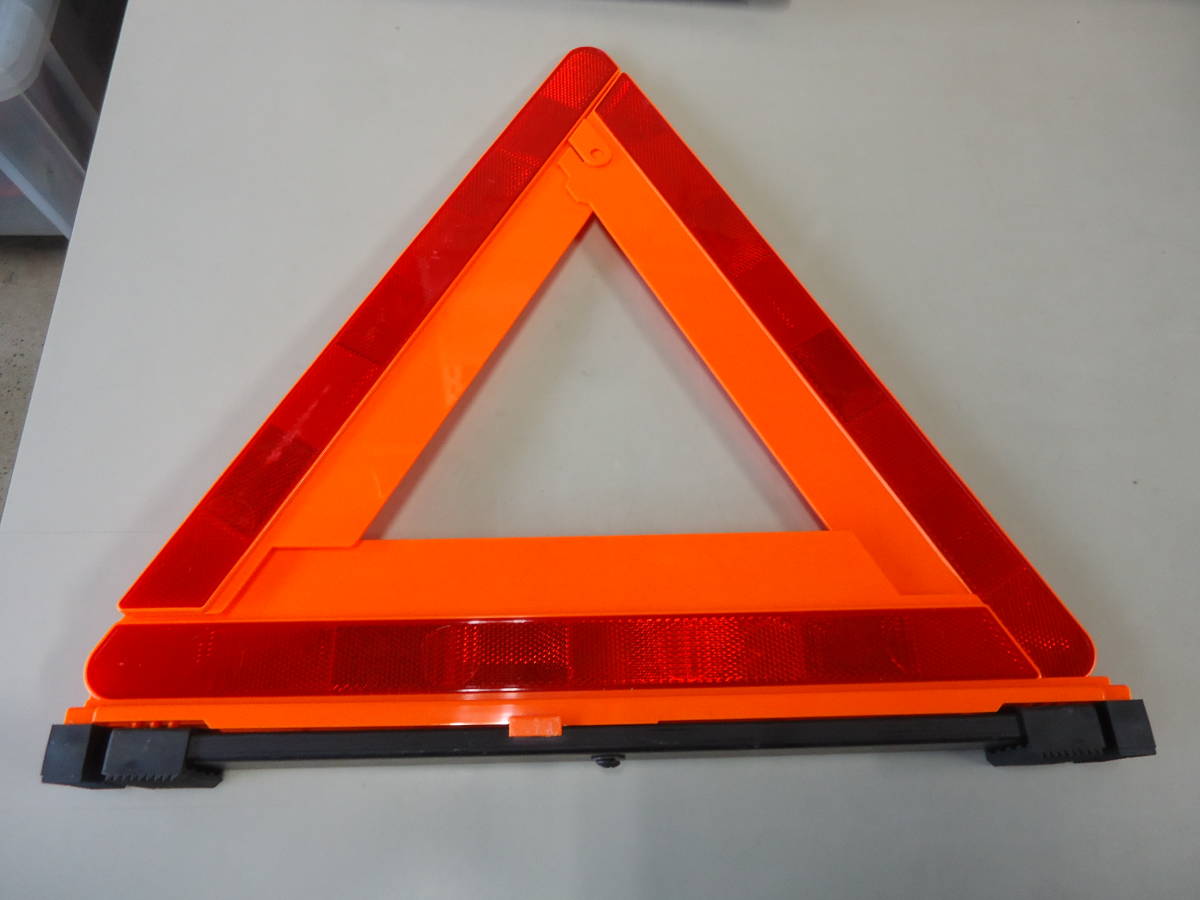  triangle reflector emergency stop board triangle stop board in-vehicle reflector triangle reflection emergency stop board triangular display board used 