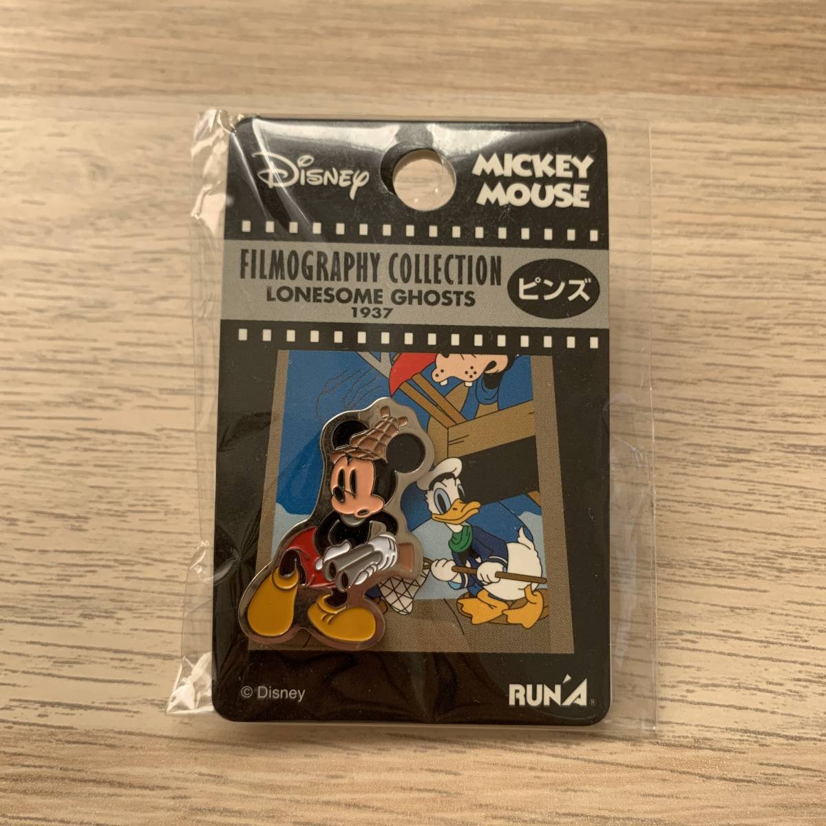 LONESOME GHOSTS Mickey. ..... Disney pin badge * beautiful goods 