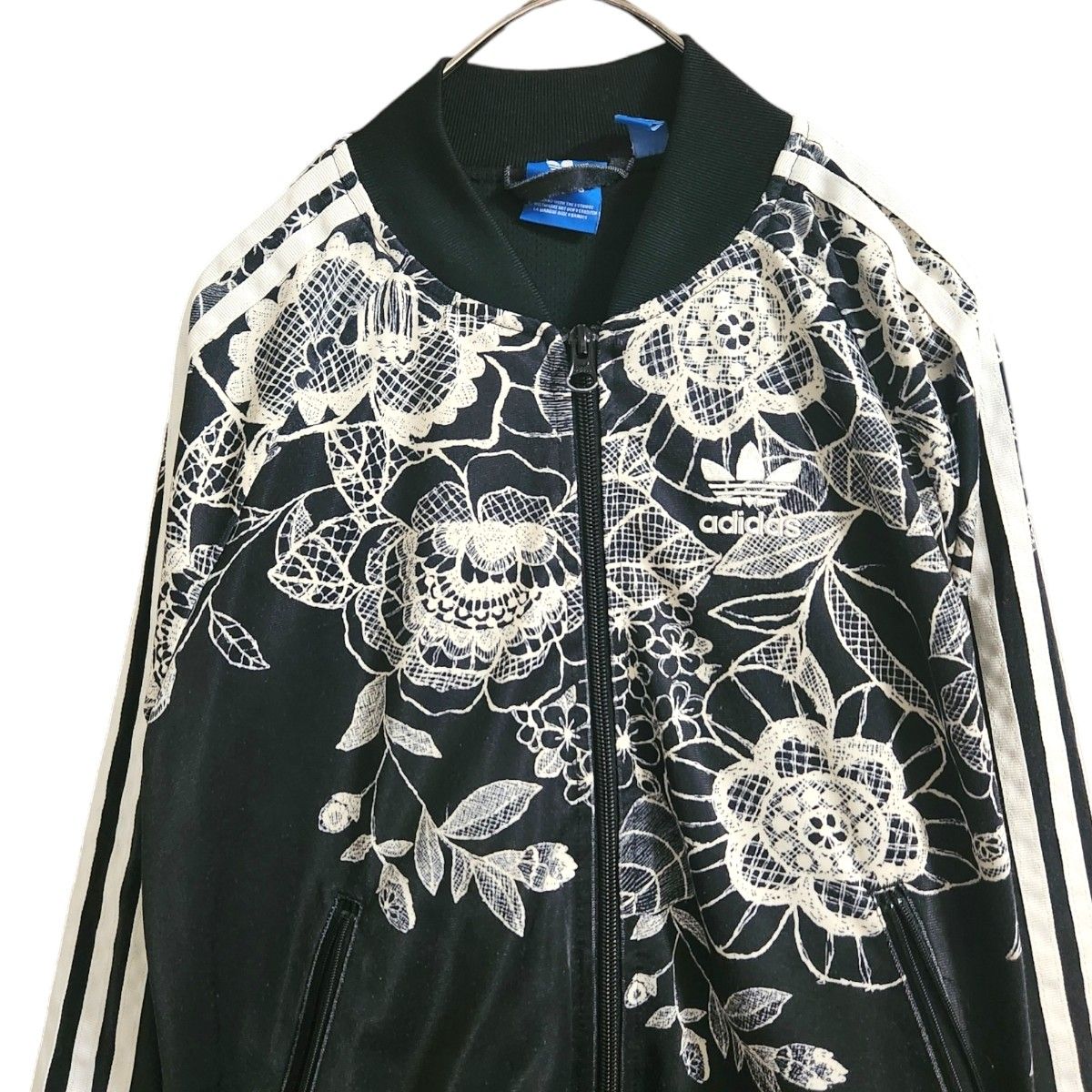 ジャケット 総柄 adidas アディダス トラックジャケット 黒 ジャケット 総柄 adidas アディダス トラックジャケット 黒