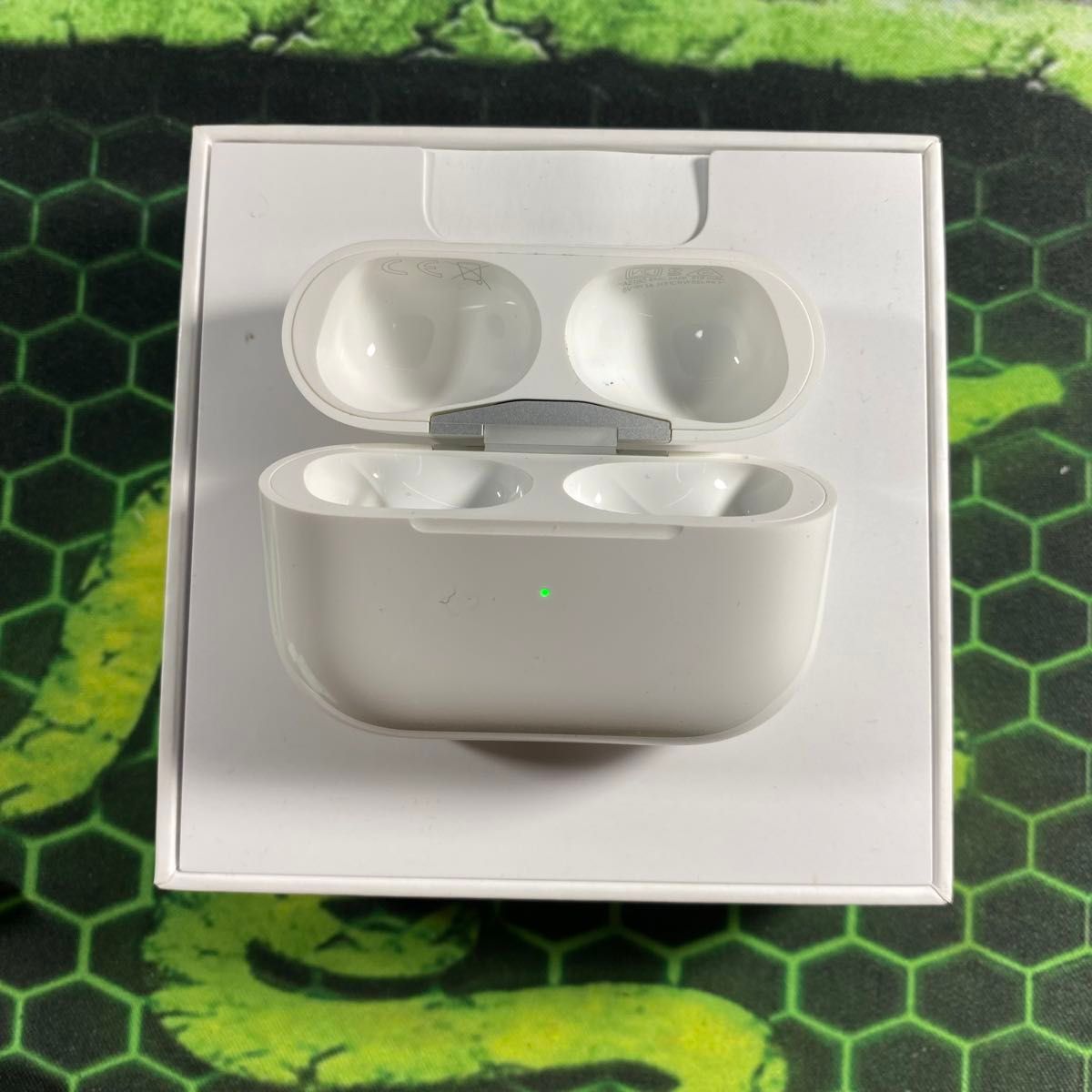 Apple AirPods Pro 第1世代 充電ケース|Yahoo!フリマ(旧PayPay Apple AirPods Pro 第1世代 充電ケース|Yahoo!フリマ(旧PayPay