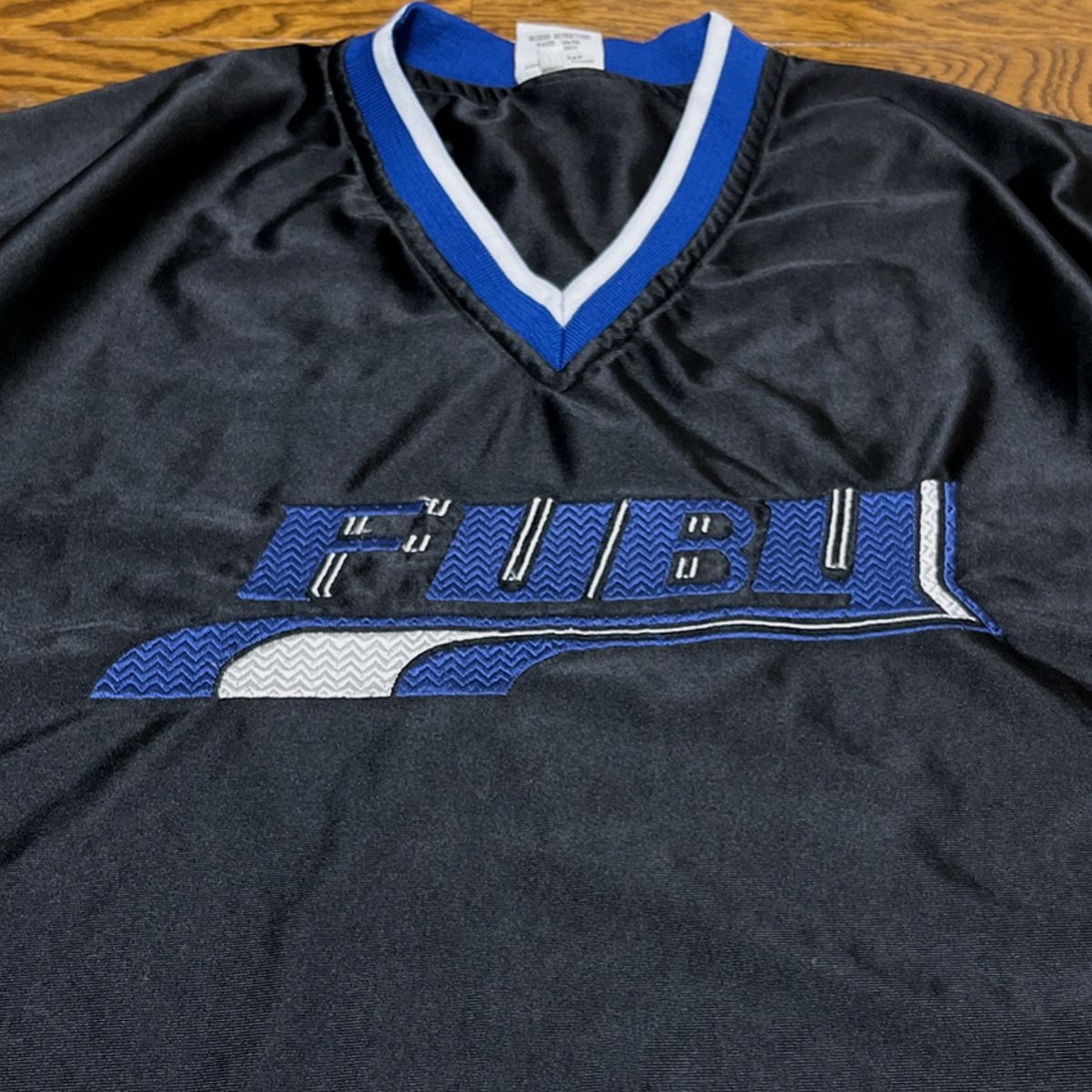 90s FUBU フブ ゲームシャツ Vネック 刺繍ロゴ ストリート XXL 90s FUBU フブ ゲームシャツ Vネック 刺繍ロゴ ストリート XXL