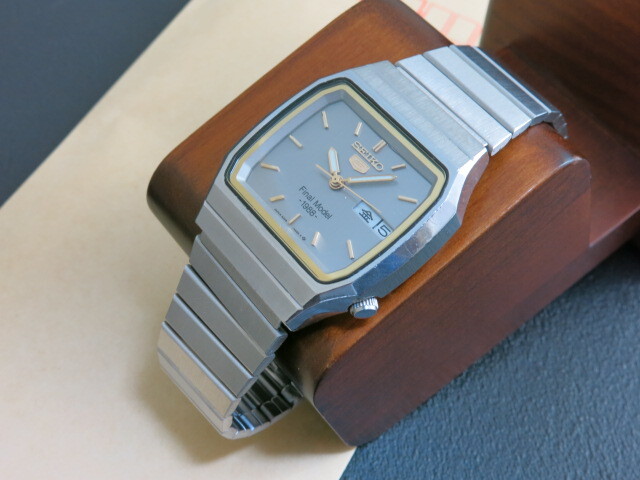 SEIKO5 ファイブ ファイナルモデル 1988 腕時計 自動巻き稼働(F9) Yahoo!オークション - 1988年 セイコーファイブファイナルモデル