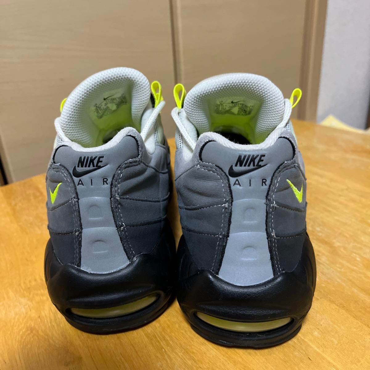 nike air max 95 イエローグラデ 2020 復刻 黒タグなし27 0cm nike air max 95 イエローグラデ 2020 復刻 黒タグなし27 0cm