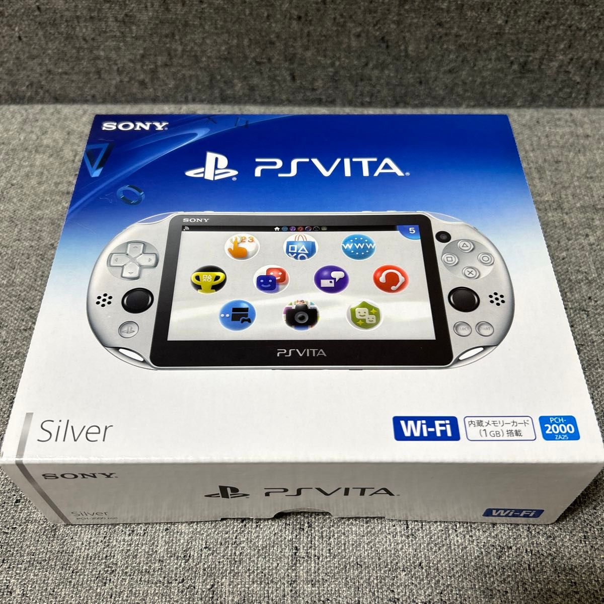 PCH-2000 ZA25 PlayStation Vita Wi-Fiモデル シルバー psvita PCH-2000 ZA25 PlayStation Vita Wi-Fiモデル シルバー psvita