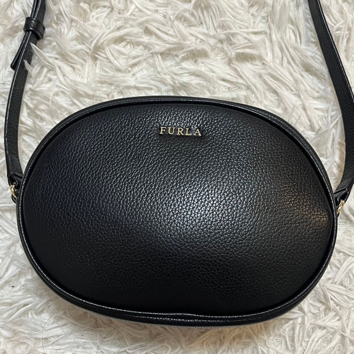 FURLA フルラ カラ ショルダーバッグ ラウンド 斜めがけ 丸型 FURLA フルラ カラ ショルダーバッグ ラウンド 斜めがけ 丸型