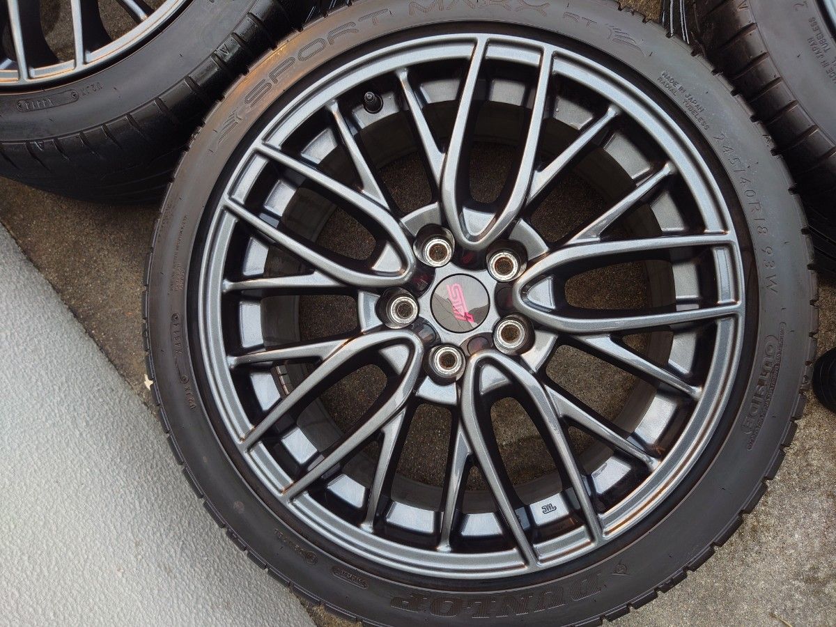 WRX STI 純正 ホイール 245/40R18 8 5J +55 vab レヴォーグ s4 WRX STI 純正 ホイール 245/40R18 8 5J +55 vab レヴォーグ s4