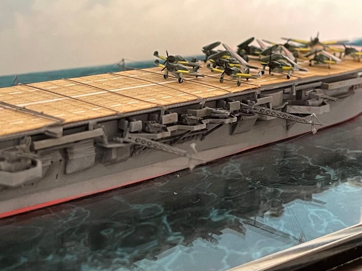 1/700 日本海軍航空母艦 千代田(マリアナ沖海戦仕様) アオシマ 1/700 日本海軍航空母艦 千代田(マリアナ沖海戦仕様) アオシマ
