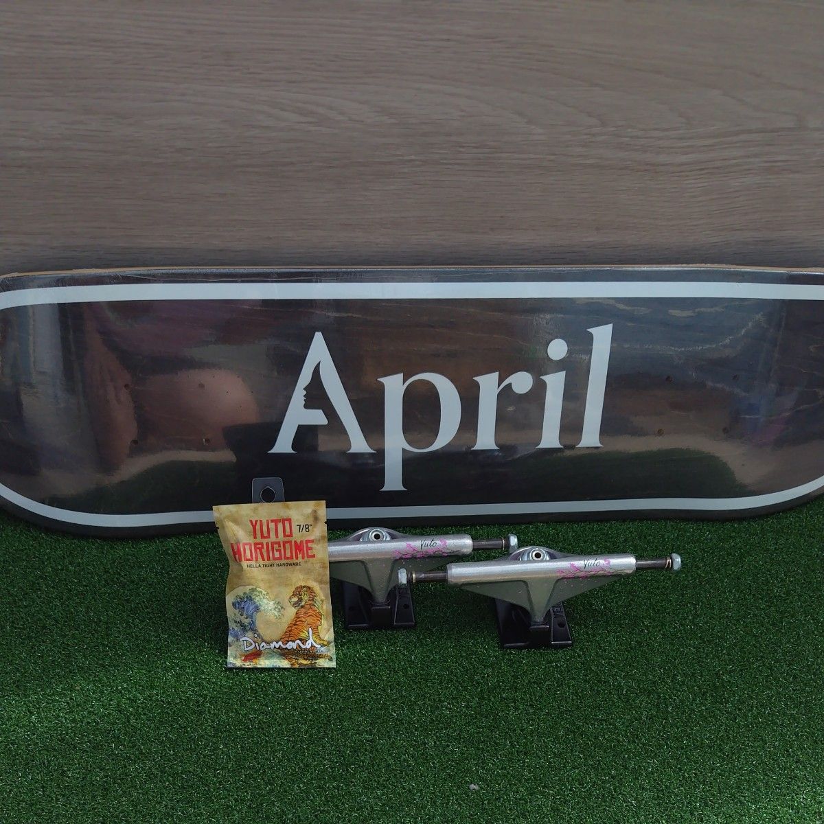 Aprilデッキ7 8-ベンチャー5 2H堀米雄斗モデル-Diamondビス堀米 Aprilデッキ7 8-ベンチャー5 2H堀米雄斗モデル-Diamondビス堀米