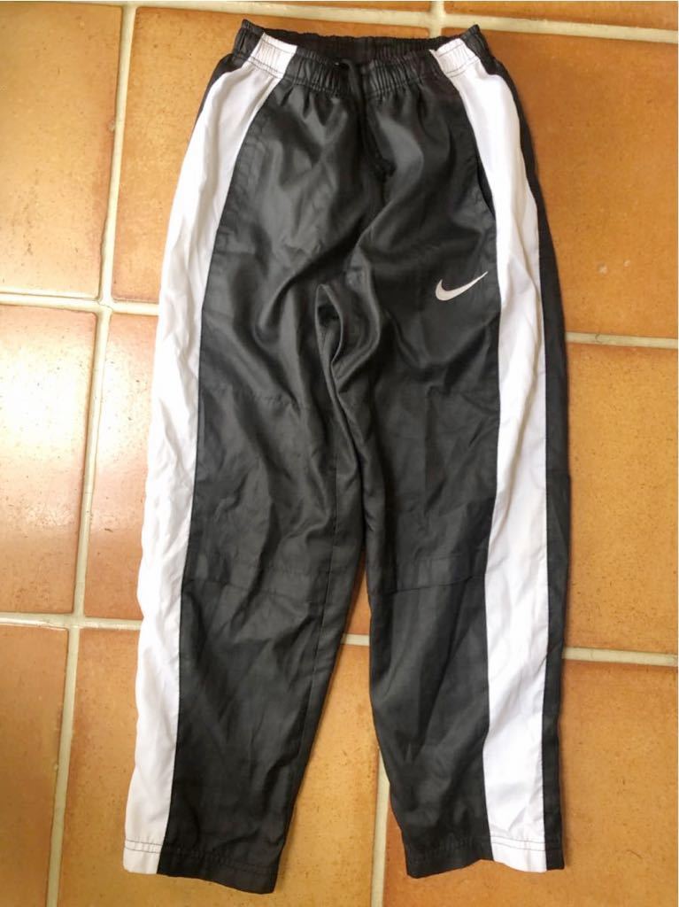 1045 Nike NIKE reverse side mesh training pants 130.