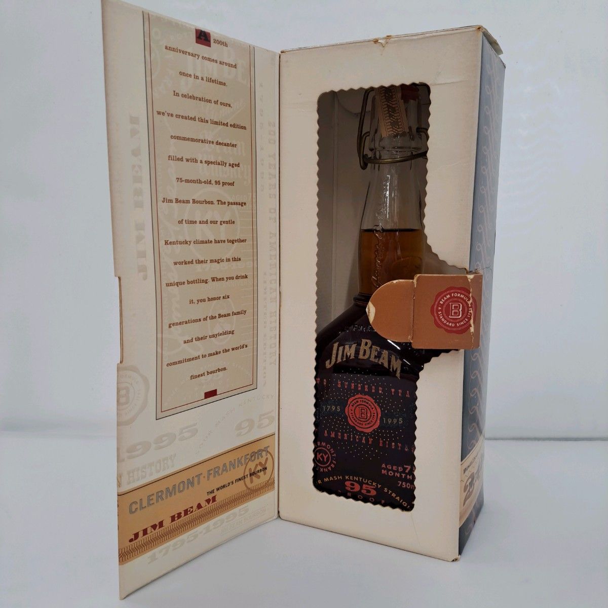 ウイスキー ジムビーム JIM BEAM 750ml 200周年記念ボトル ウイスキー ジムビーム JIM BEAM 750ml 200周年記念ボトル