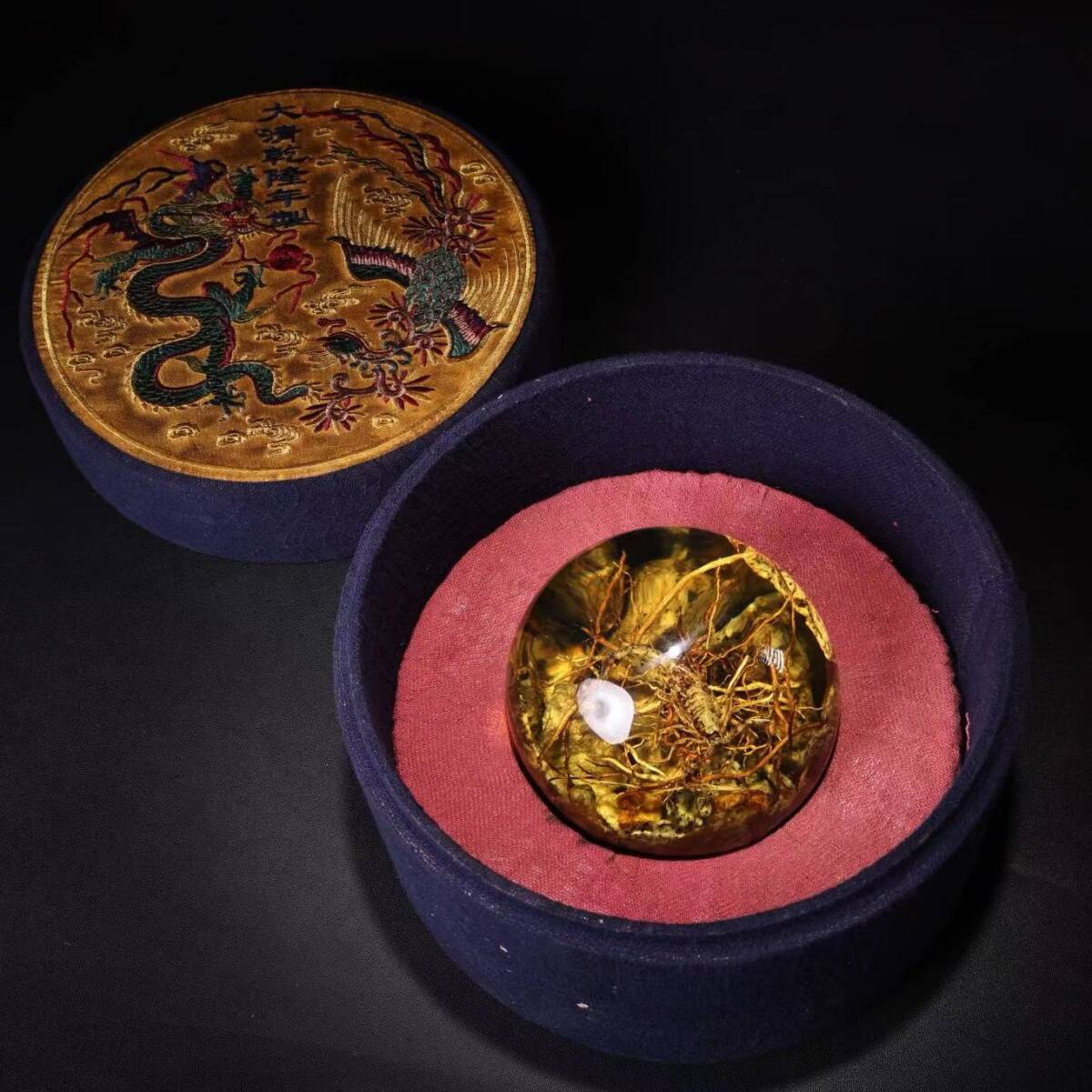 清・古琥珀原石彫・刺盒・箱付』極細工・東洋彫刻・骨董品・古 清・古琥珀原石彫・刺盒・箱付』極細工・東洋彫刻・骨董品・古