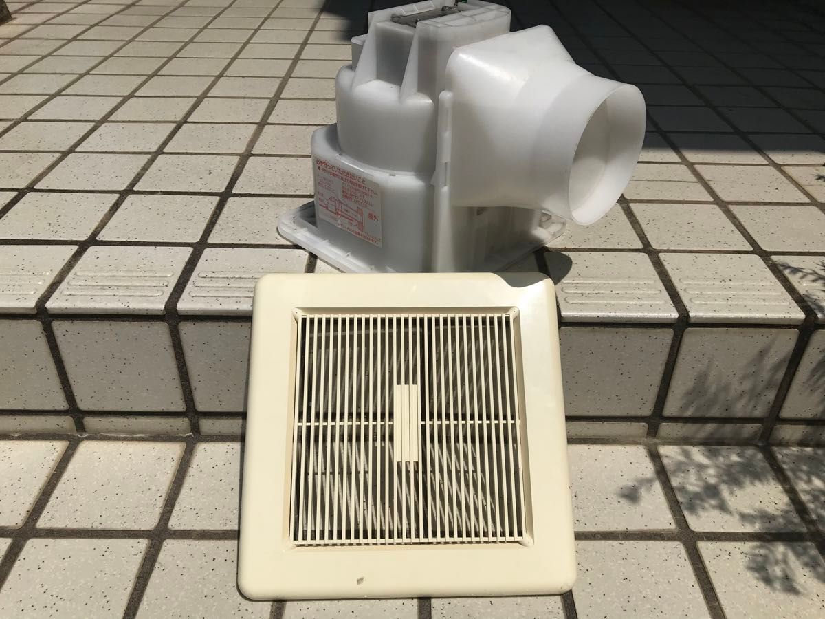 TOTOダクト換気扇 EKI665N4 中古ジャンク品|Yahoo!フリマ(旧 TOTOダクト換気扇 EKI665N4 中古ジャンク品|Yahoo!フリマ(旧