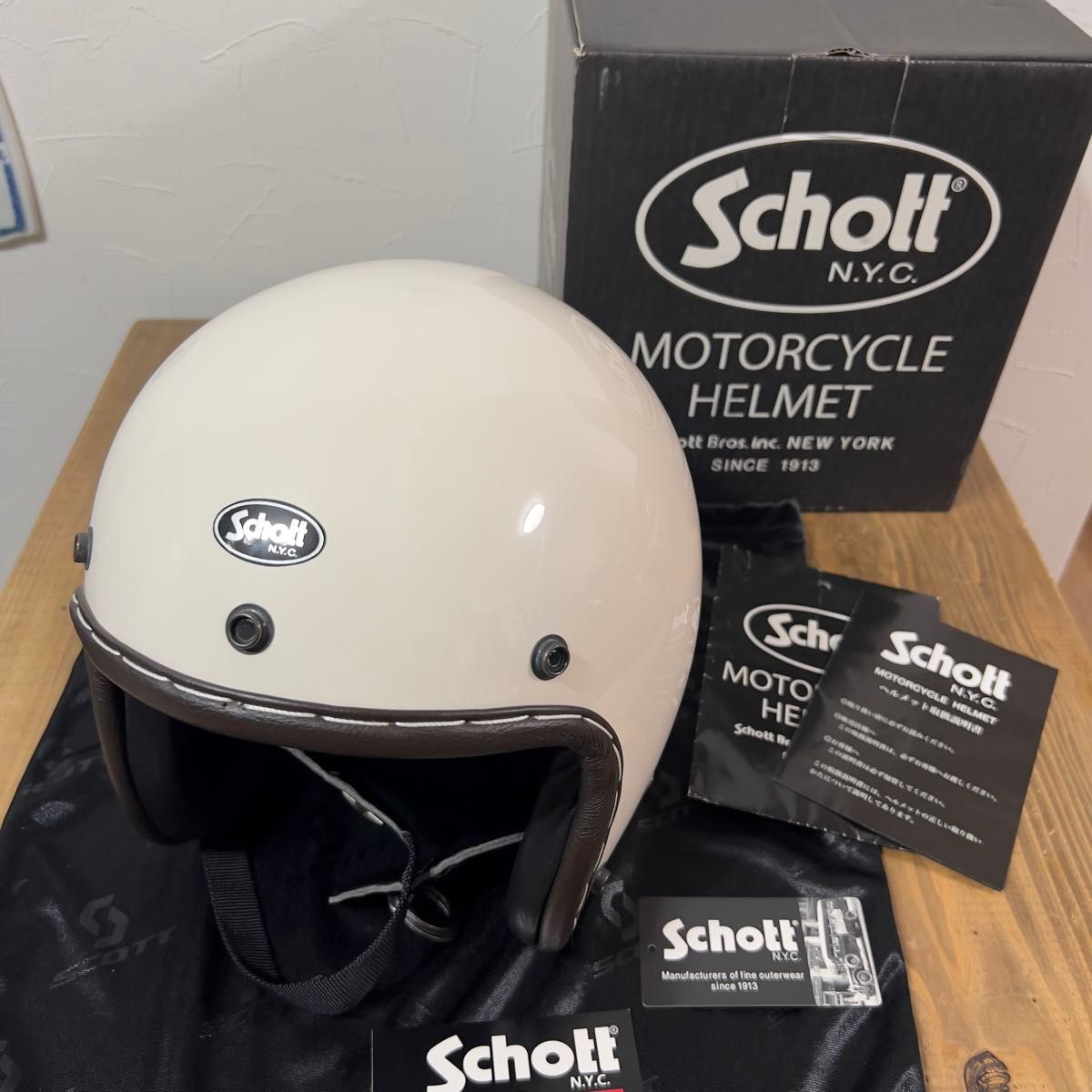 ショットファン必見 Shott100周年記念限定ヘルメット|Yahoo ショットファン必見 Shott100周年記念限定ヘルメット|Yahoo