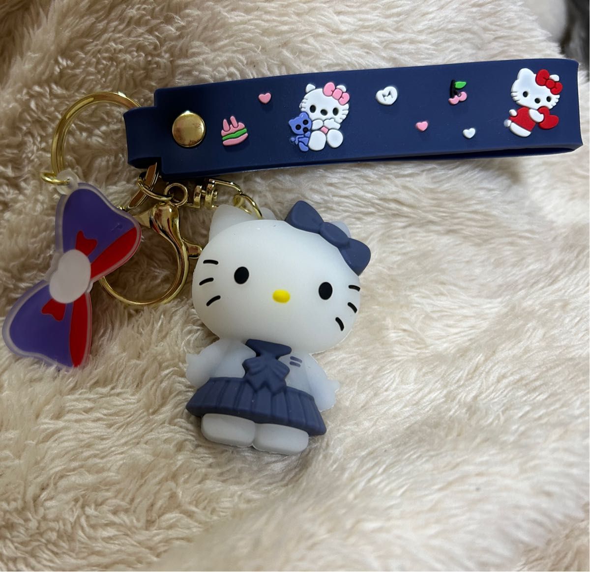 ハローキティセーラー服 キーホルダー 5 5センチ|Yahoo!フリマ ハローキティセーラー服 キーホルダー 5 5センチ|Yahoo!フリマ