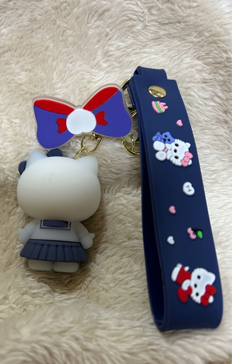 ハローキティセーラー服 キーホルダー 5 5センチ|Yahoo!フリマ ハローキティセーラー服 キーホルダー 5 5センチ|Yahoo!フリマ