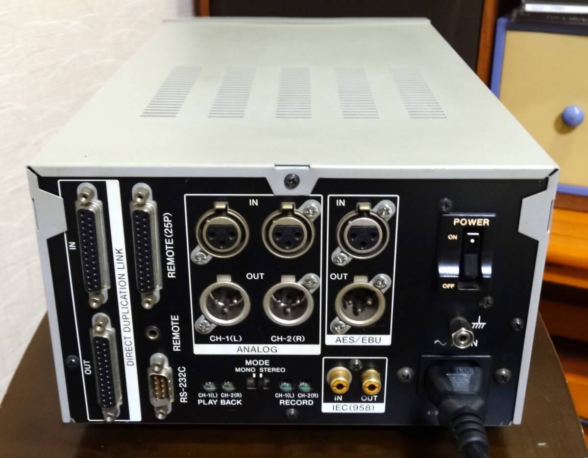 SONY 業務用MDデッキ ADW-B5 <ジャンク扱い>(一般)|売買され SONY 業務用MDデッキ ADW-B5 <ジャンク扱い>(一般)|売買され