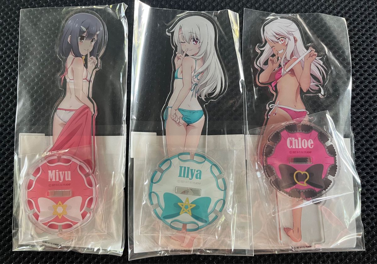 プリズマ イリヤ アクリルスタンド 日焼け水着 イリヤ 美遊 プリズマ イリヤ アクリルスタンド 日焼け水着 イリヤ 美遊