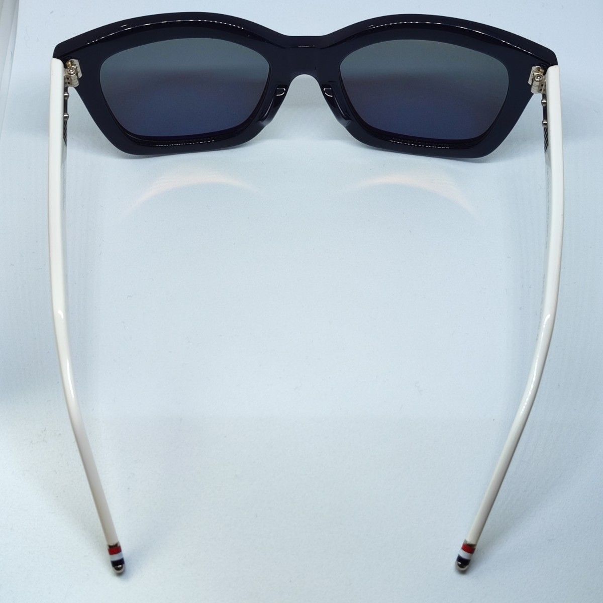 THOM BROWNE サングラスTB-501-C-T-54NAVY-WHITE メガネ 眼鏡 THOM BROWNE サングラスTB-501-C-T-54NAVY-WHITE メガネ 眼鏡