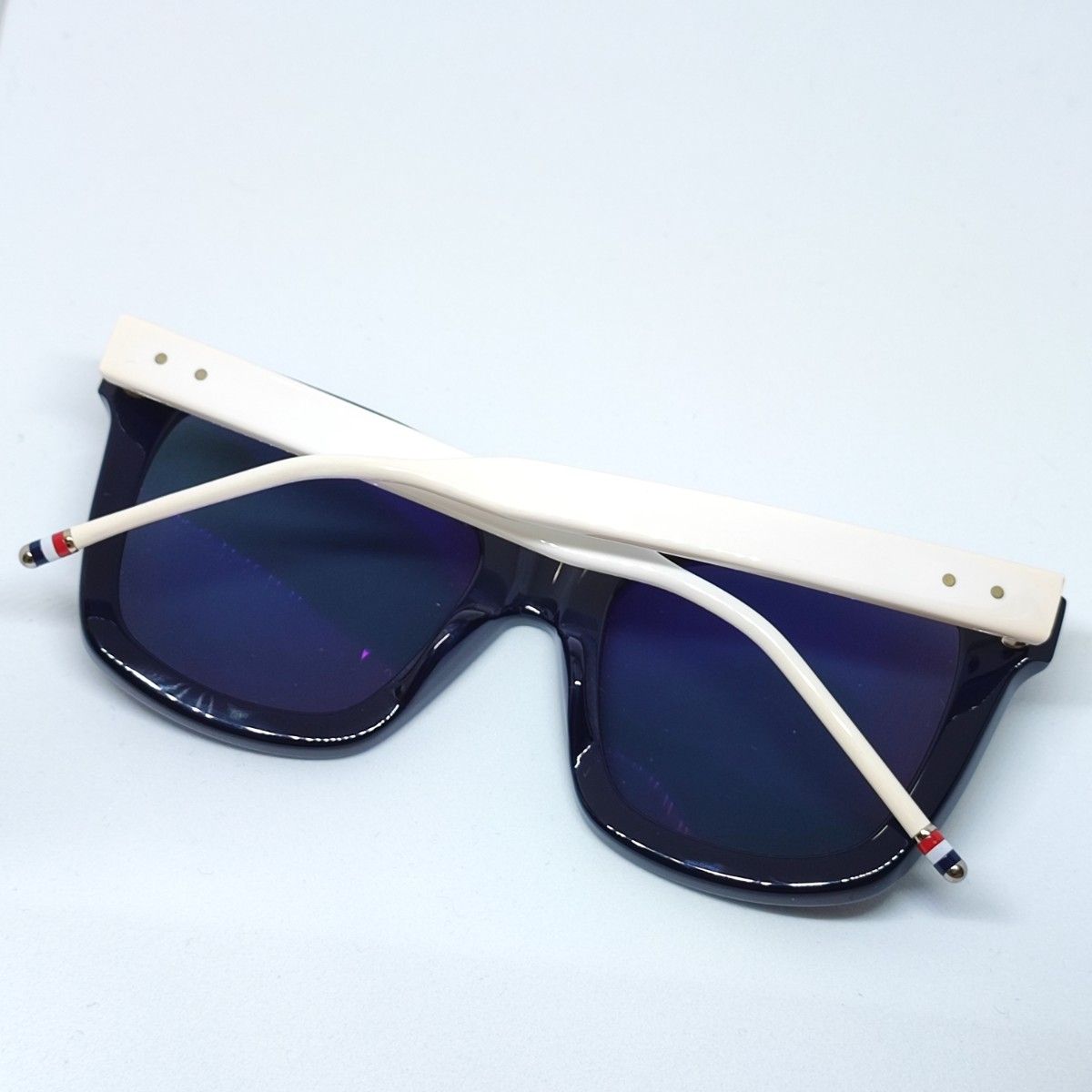 THOM BROWNE サングラスTB-501-C-T-54NAVY-WHITE メガネ 眼鏡 THOM BROWNE サングラスTB-501-C-T-54NAVY-WHITE メガネ 眼鏡