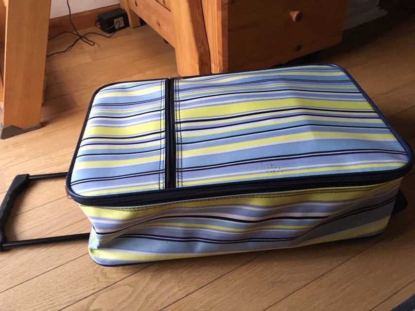 * free shipping! compact storage Carry * folding * stripe *..* travel * student * light!