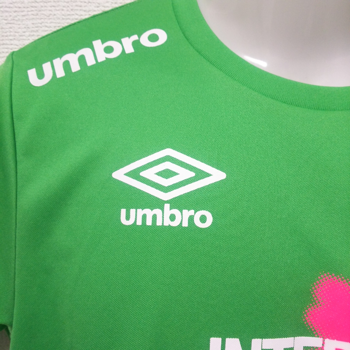 激安 umbro アンブロ Tシャツ 黄緑