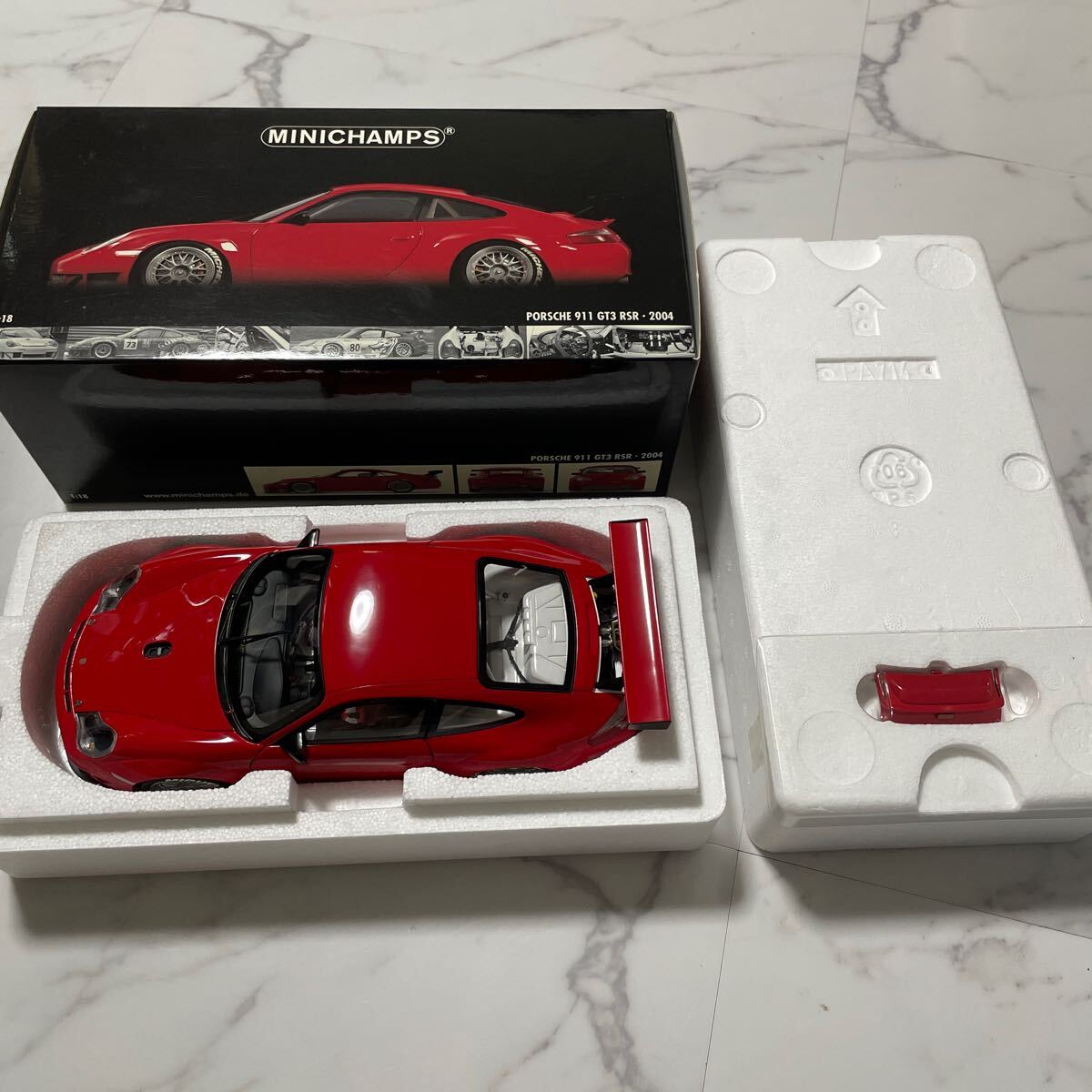 PMA 1/43 ポルシェ 911 (992) GT3 RS 2023 白/赤ライン (最安 PMA 1/43 ポルシェ 911 (992) GT3 RS 2023 白/赤ライン (最安
