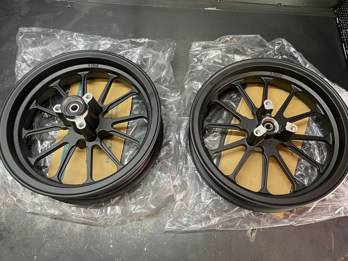 モダンワークス 12インチ ホイール 新品 モンキーゴリラ NSR モダンワークス 12インチ ホイール 新品 モンキーゴリラ NSR