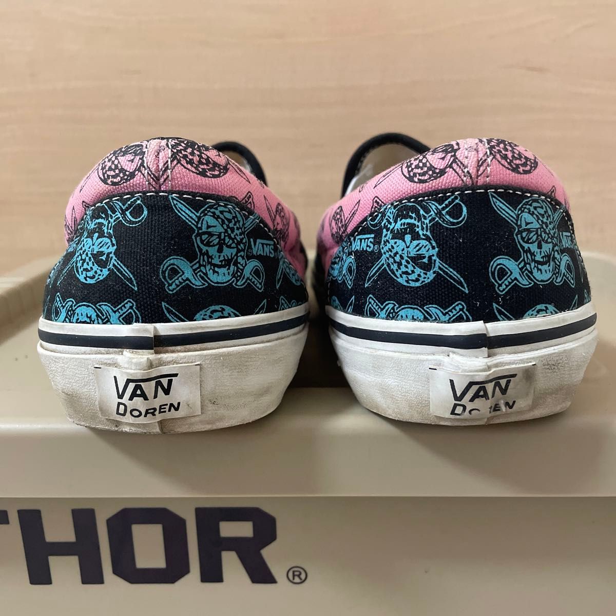 vans スリッポン スカルパイレーツ 28㎝|Yahoo!フリマ(旧 vans スリッポン スカルパイレーツ 28㎝|Yahoo!フリマ(旧