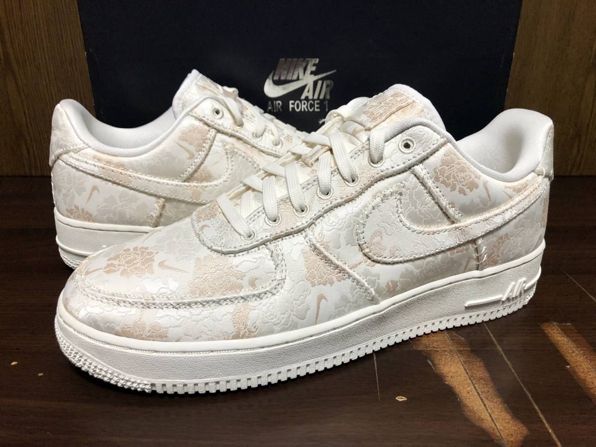 19年製 NIKE AIR FORCE 1 PRM 3 ナイキ エアフォース プレミアム AF1 SWOOSH KIMONO 着物【AT4144-100】アイボリー フラワー US10.5_画像1