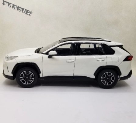 新品同様 比比昂- Bibian トヨタRAV4 1 ミニチュアモデルダイキャスト1PCE 乗用車