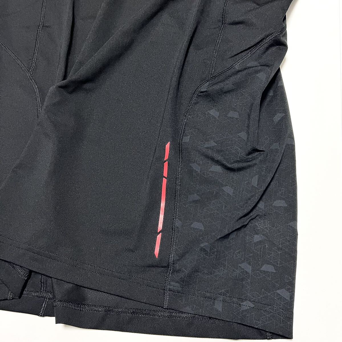 M 新品 マムート MTR 71 Tシャツ MAMMUT 軽量 速乾 吸汗 M 新品 マムート MTR 71 Tシャツ MAMMUT 軽量 速乾 吸汗