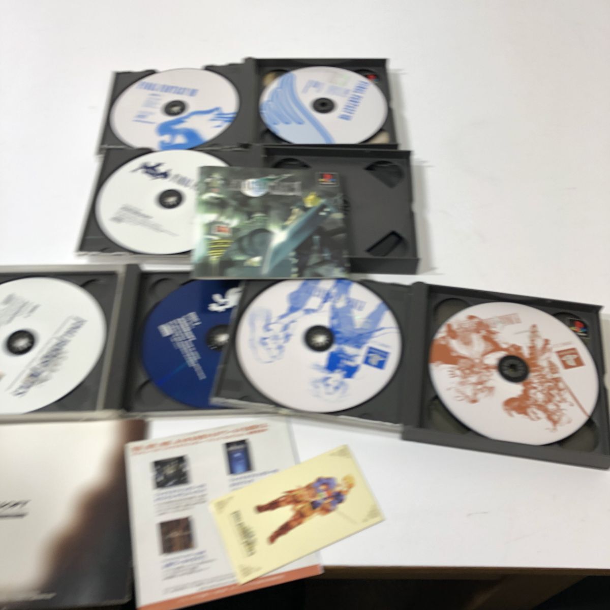 PS1 ソフト 4点まとめて FINAL FANTASY Ⅶ/FINAL FANTASY Ⅷ PS1 ソフト 4点まとめて FINAL FANTASY Ⅶ/FINAL FANTASY Ⅷ