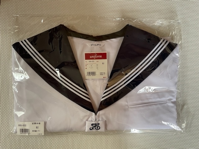 スクールパール 半袖前開き セーラー服 白3本線 B2 新品 夏服 スクールパール 半袖前開き セーラー服 白3本線 B2 新品 夏服