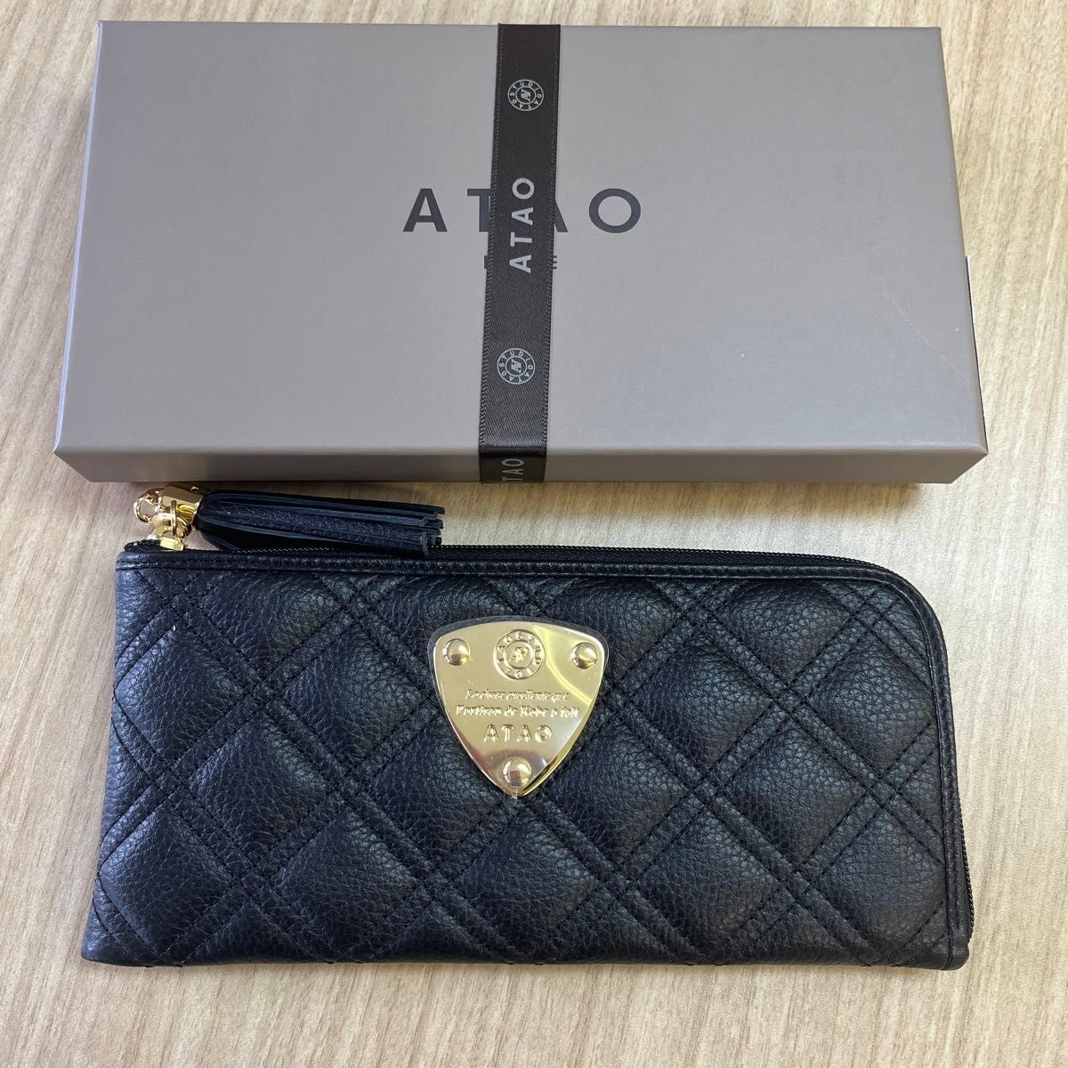 期間限定値下げ 【新品未使用品】アタオ ATAO limo リモ 期間限定値下げ 【新品未使用品】アタオ ATAO limo リモ