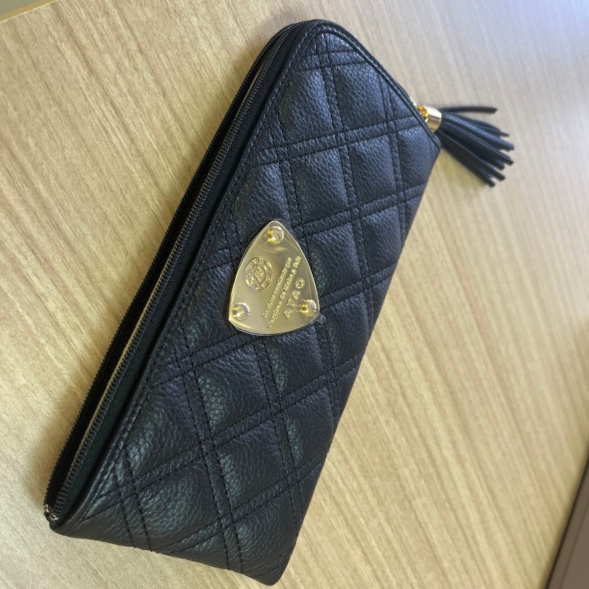 期間限定値下げ 【新品未使用品】アタオ ATAO limo リモ 期間限定値下げ 【新品未使用品】アタオ ATAO limo リモ