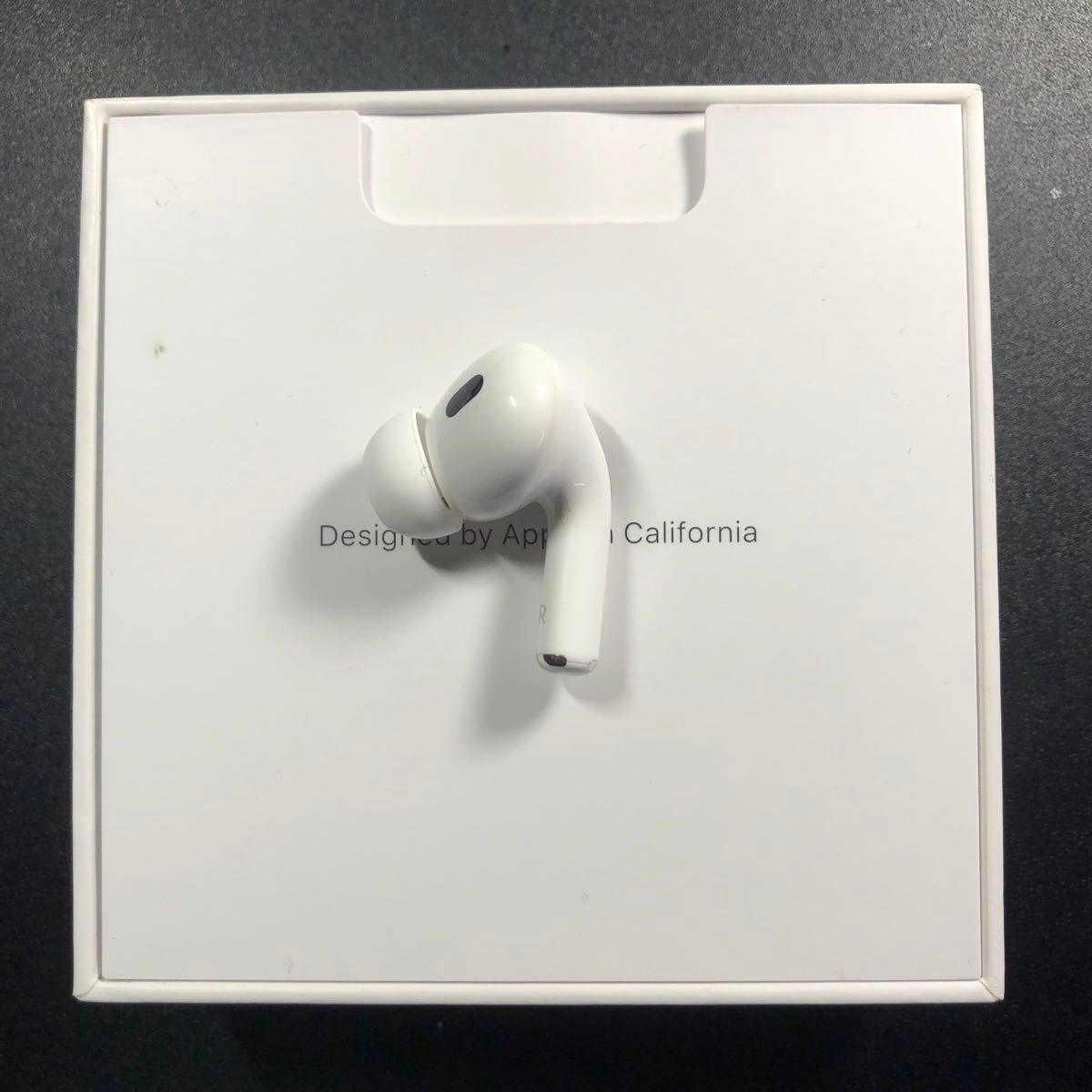 Apple AirPods Pro 第二世代 lightning 右耳 右側 Apple AirPods Pro 第2世代 右側 右耳 右 lightning充電 イヤホン