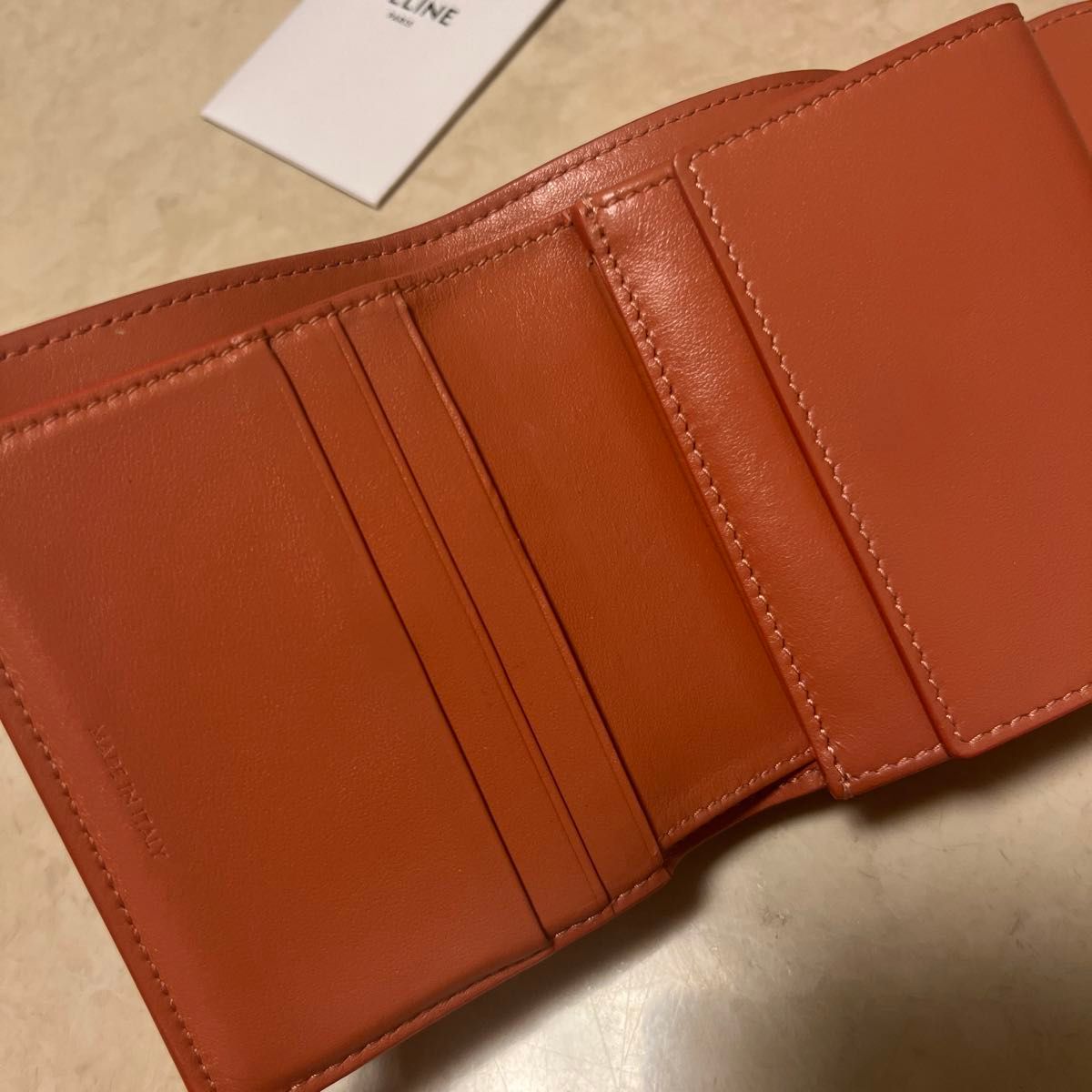 正規品/鑑定済】 セリーヌ トリオンフ 三つ折財布 ラムスキン 正規品/鑑定済】 セリーヌ トリオンフ 三つ折財布 ラムスキン