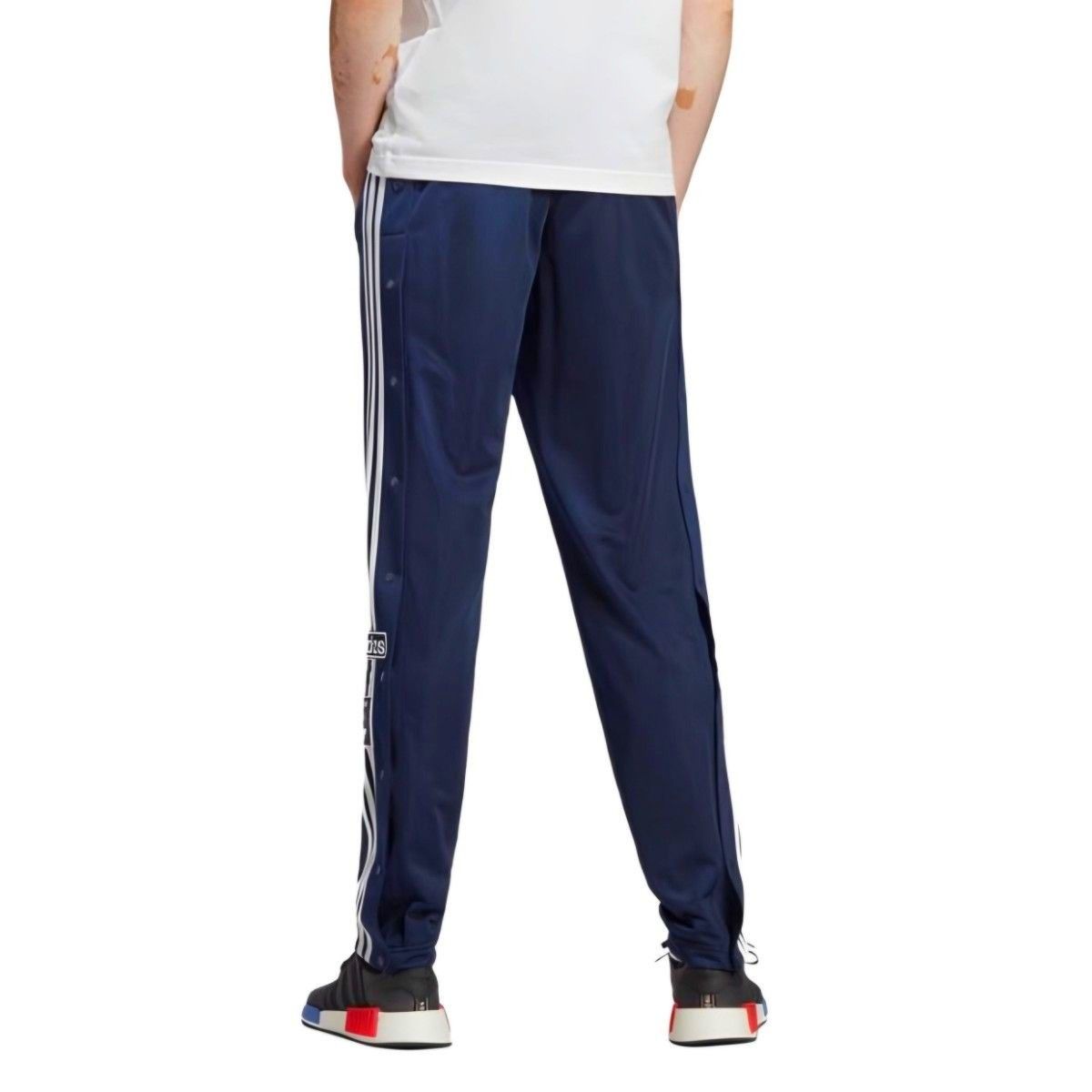 新品未使用 adidas アディブレイクトラックパンツ ジャージ 新品未使用 adidas アディブレイクトラックパンツ ジャージ