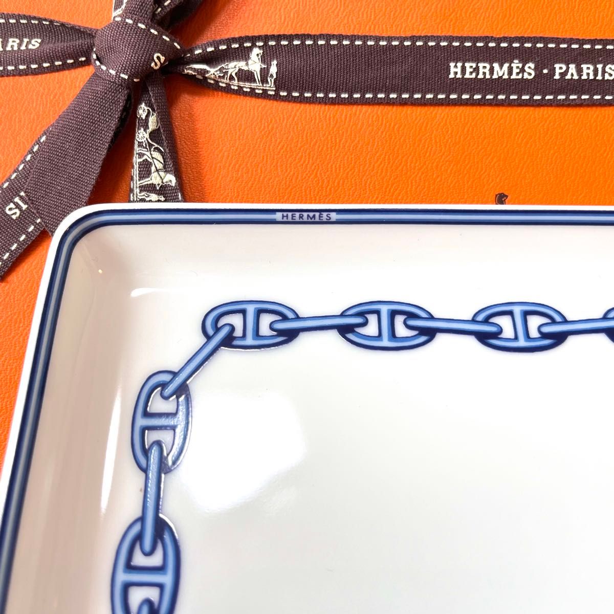 未使用品】エルメス HERMES シェーヌダンクル ブルー スクエア 未使用品】エルメス HERMES シェーヌダンクル ブルー スクエア