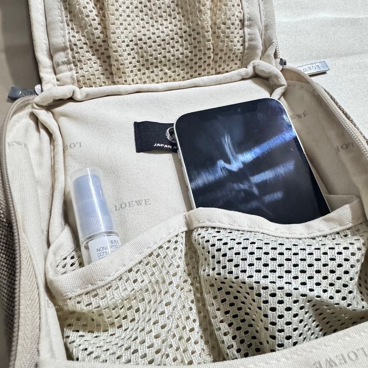 LOEWE ロエベ トラベルポーチ JAL ファーストクラス アメニティ LOEWE ロエベ トラベルポーチ JAL ファーストクラス アメニティ